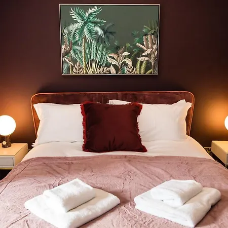 아파트 Maison Mouettes By Luxury Travel Emporium - Luxury With Abbey Views 휫비