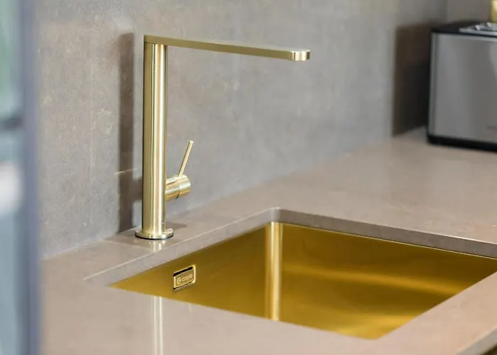 Maison Mouettes By Luxury Travel Emporium - Luxury With Abbey Views * Whitby