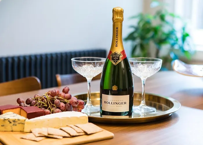 Maison Mouettes By Luxury Travel Emporium - Luxury With Abbey Views * Whitby