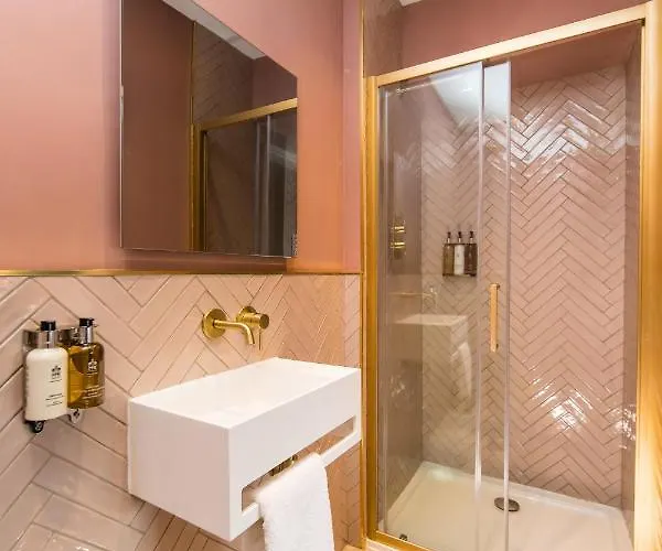 Maison Mouettes By Luxury Travel Emporium - Luxury With Abbey Views * Whitby